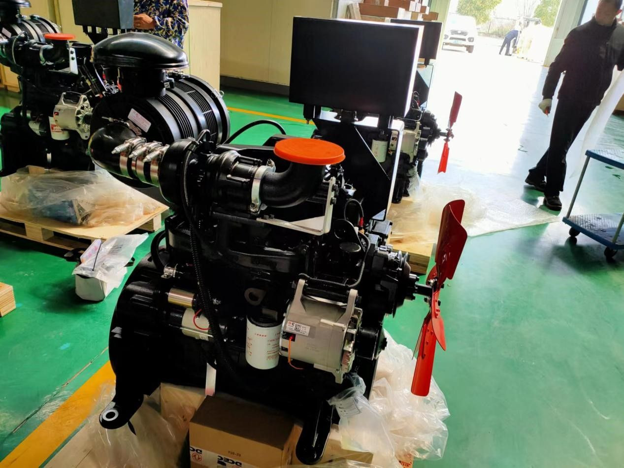 Cummins Engine 4BTA3.9-C130-II